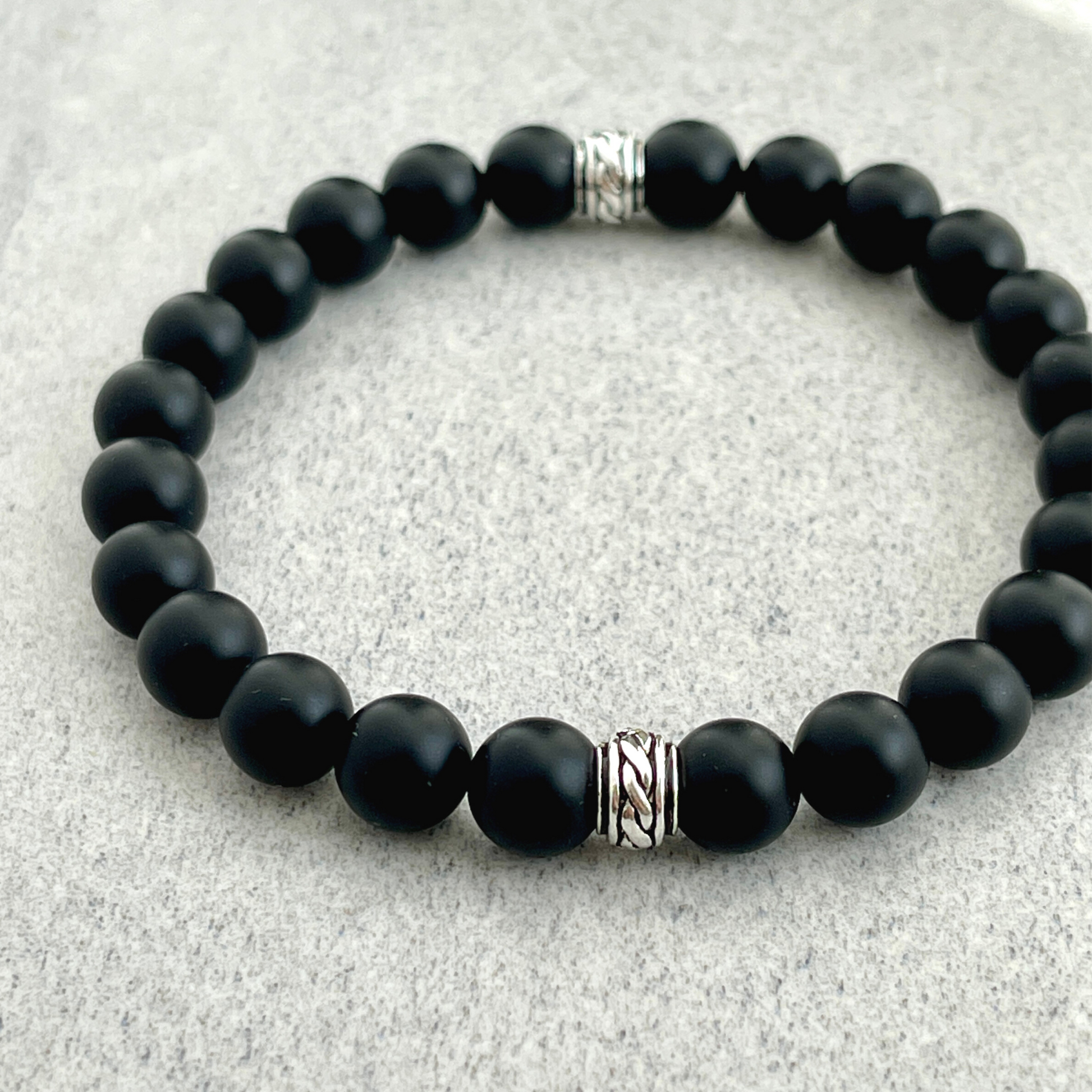 Matte Onyx Beaded Stretch Bracelet with Polished Finish