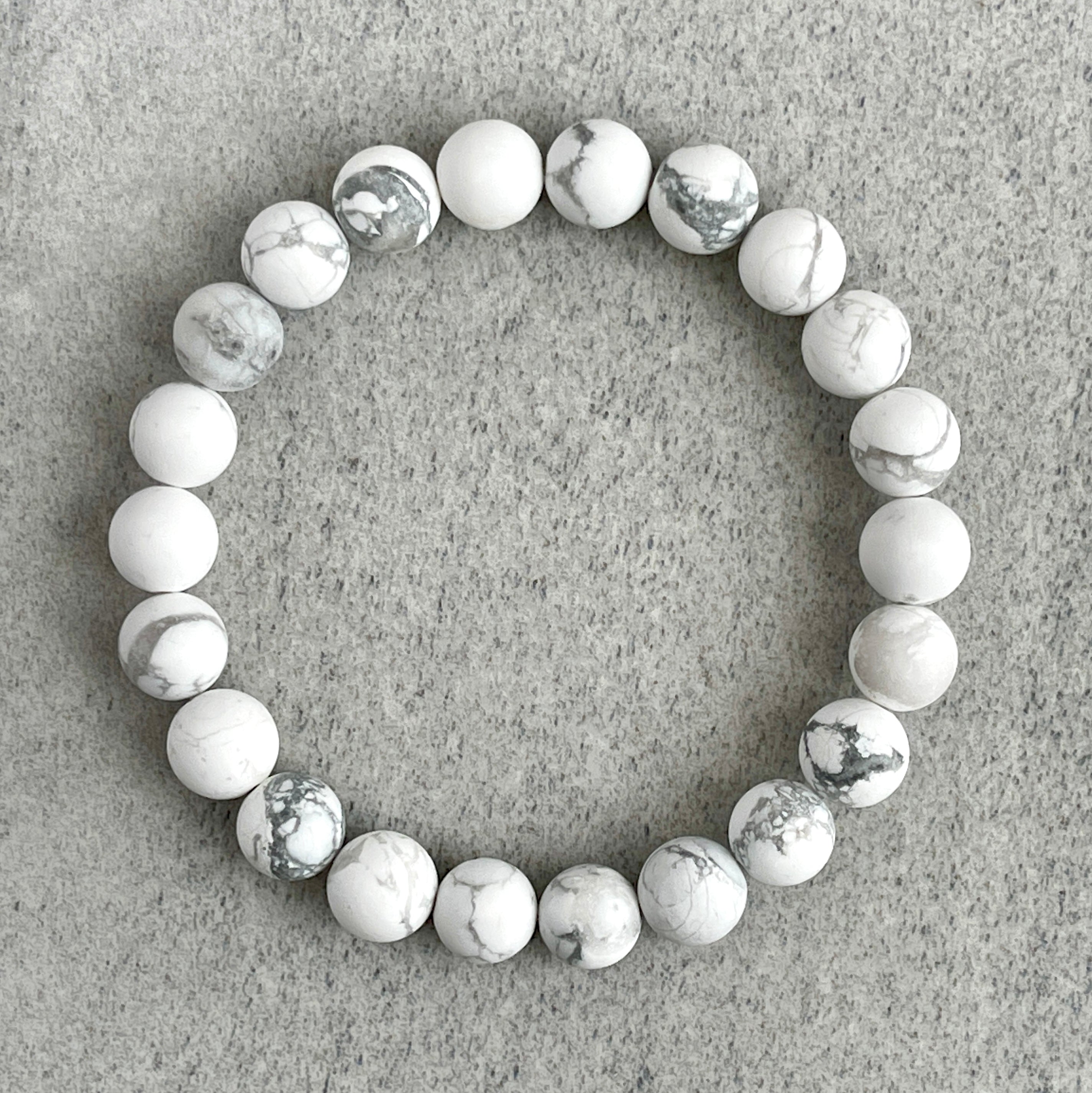 White on sale howlite bracelet