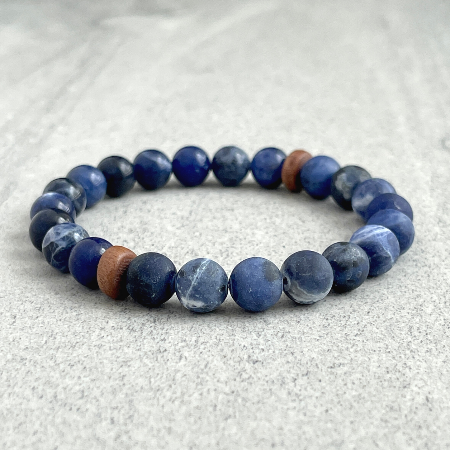 Fashionable sodalite bracelet