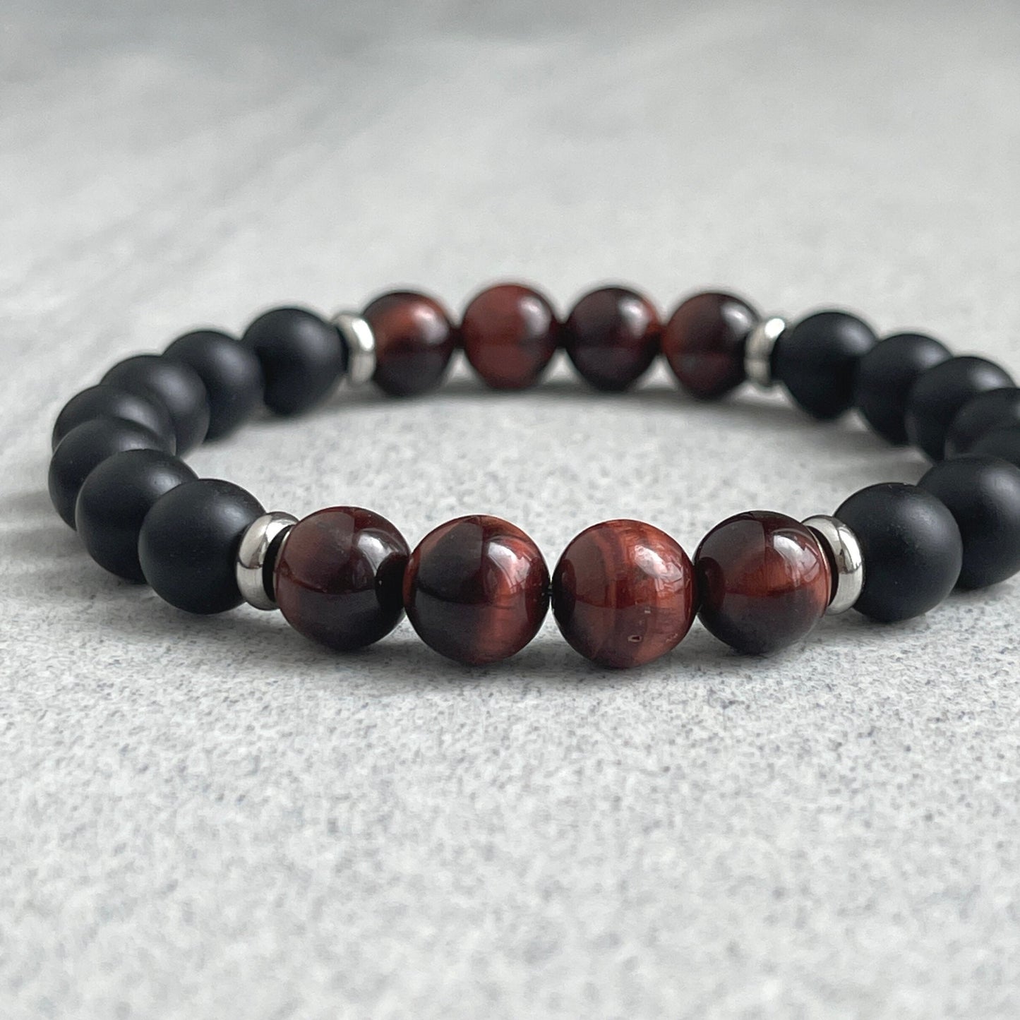 matte onyx and red tiger eye beaded bracelet for men