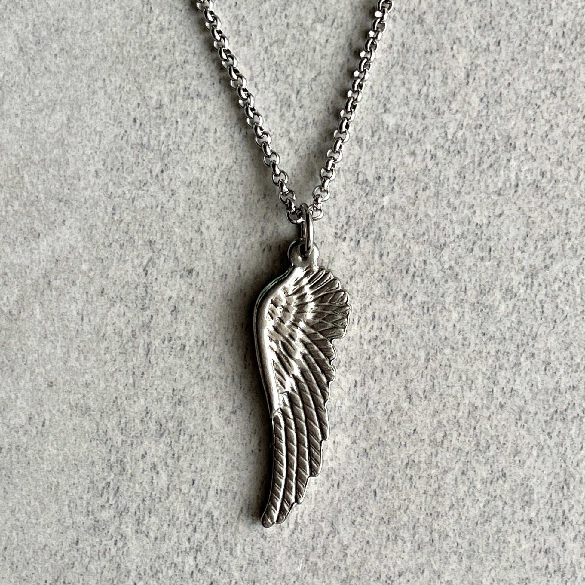 Elegant Angel Wing Necklace