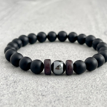 Matte Onyx Bracelet with a Single Hematite